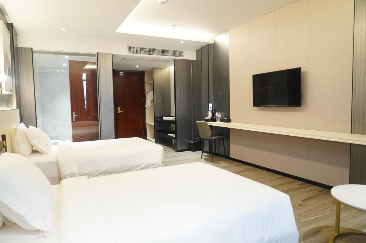 Joy Hotel Phnom Penh Exterior foto